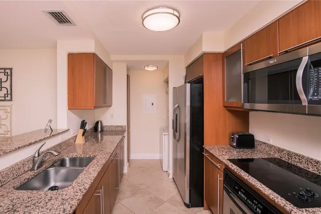 $5,000 | 2080 South Ocean Drive, Unit PH8, Hallandale Beach, FL 33009