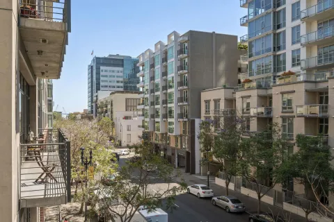 $530,000 | 527 Tenth Avenue, Unit 302, San Diego, CA 92101