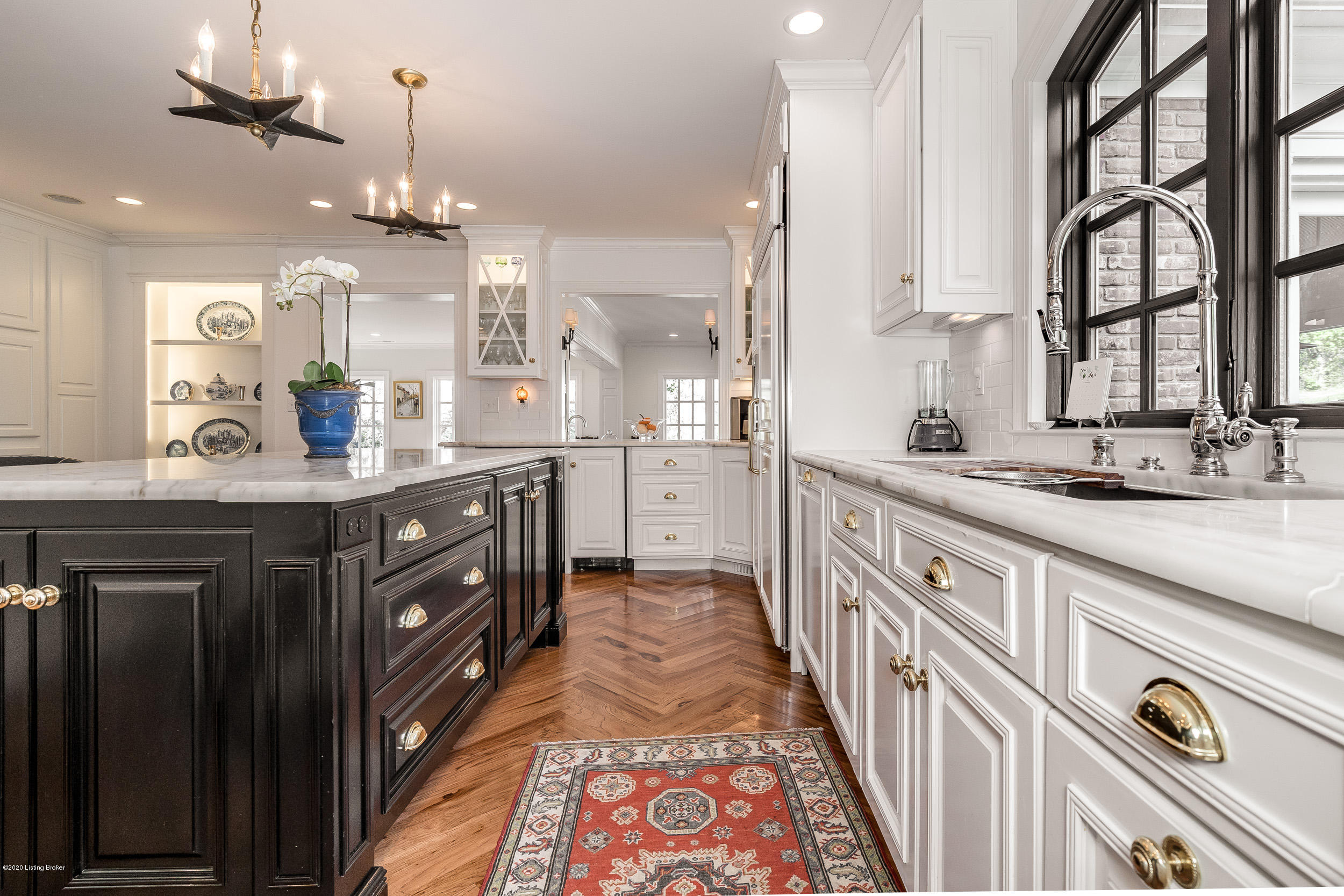158 Arrowhead Road Louisville, KY 40207 - Photo 27 of 68 158 Arrowhead Road-57