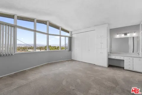 $745,000 | 4749 Don Ricardo Drive, Los Angeles, CA 90008
