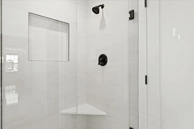 $499,900 | 37633 Scone Court, Livonia, MI 48154