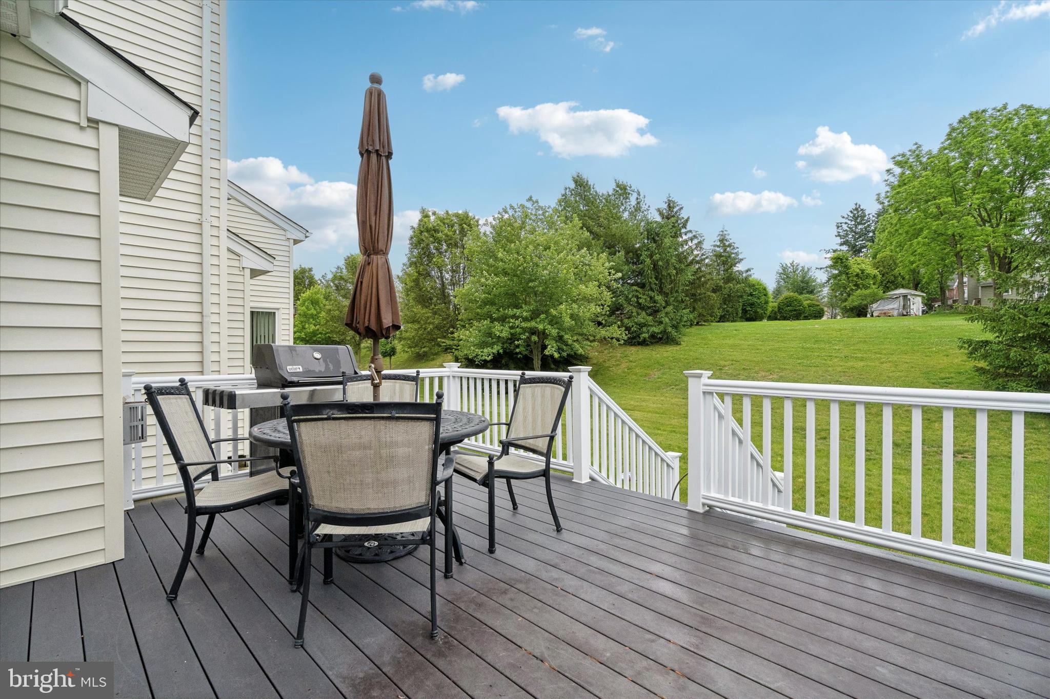 207 Coventry Road Chalfont, PA 18914 - Photo 34 of 35 Rear private deck