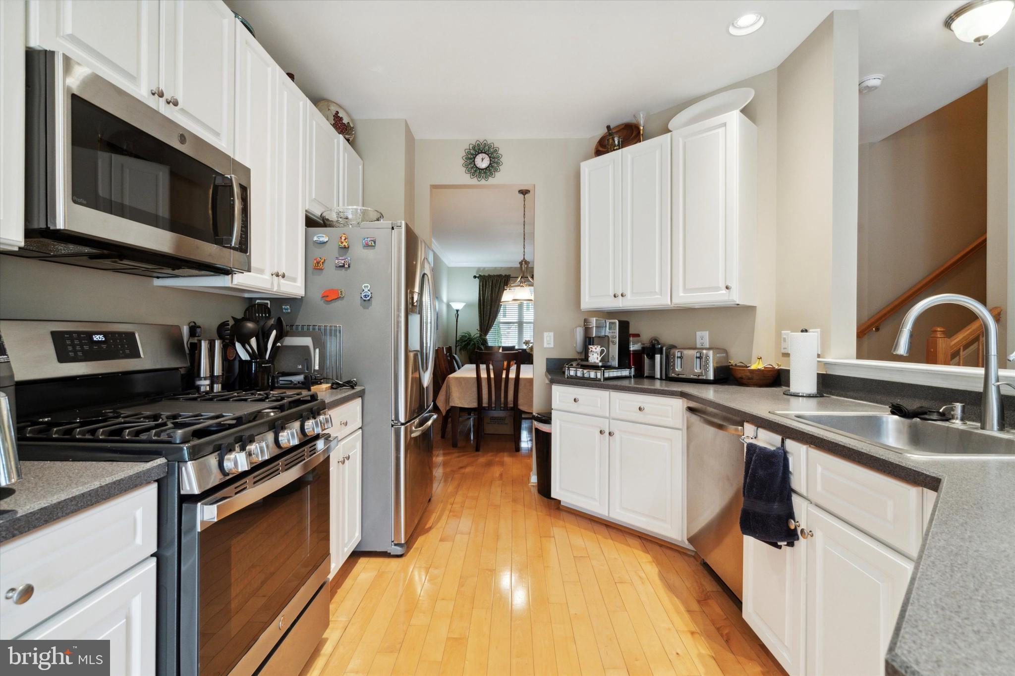 207 Coventry Road Chalfont, PA 18914 - Photo 8 of 35 Open Kitchen