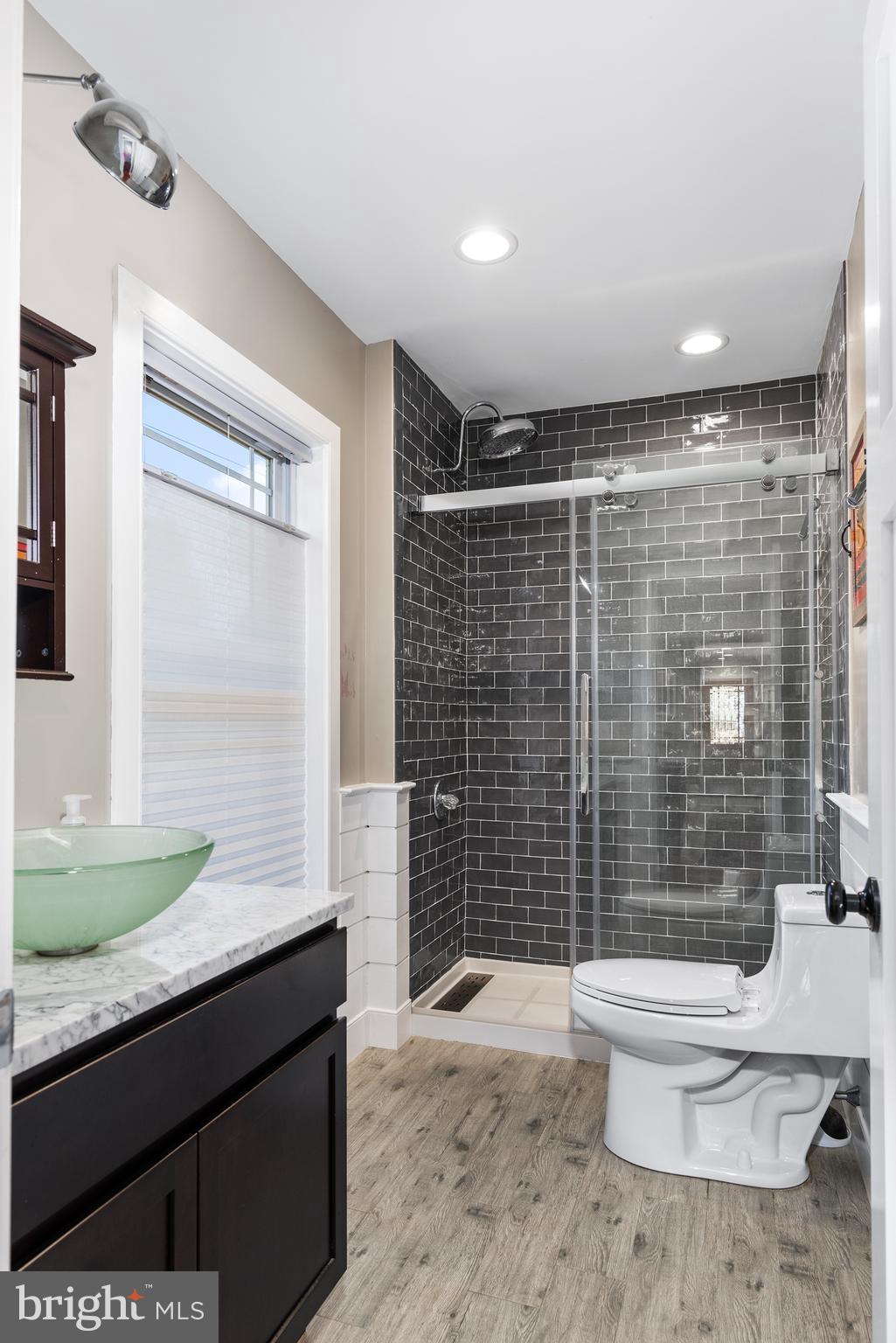 7675 Quaker Neck Road Chestertown, MD 21620 - Photo 24 of 34 First floor bathroom