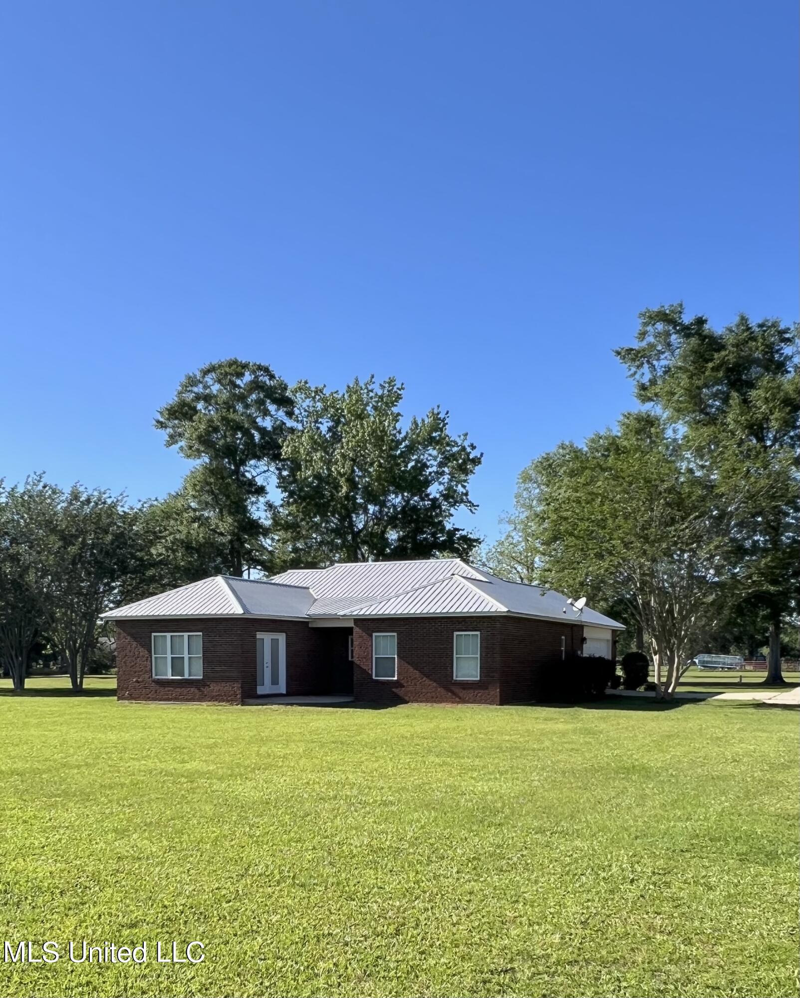 113 Polk Road Lucedale, MS 39452 - Photo 19 of 19 IMG_2639