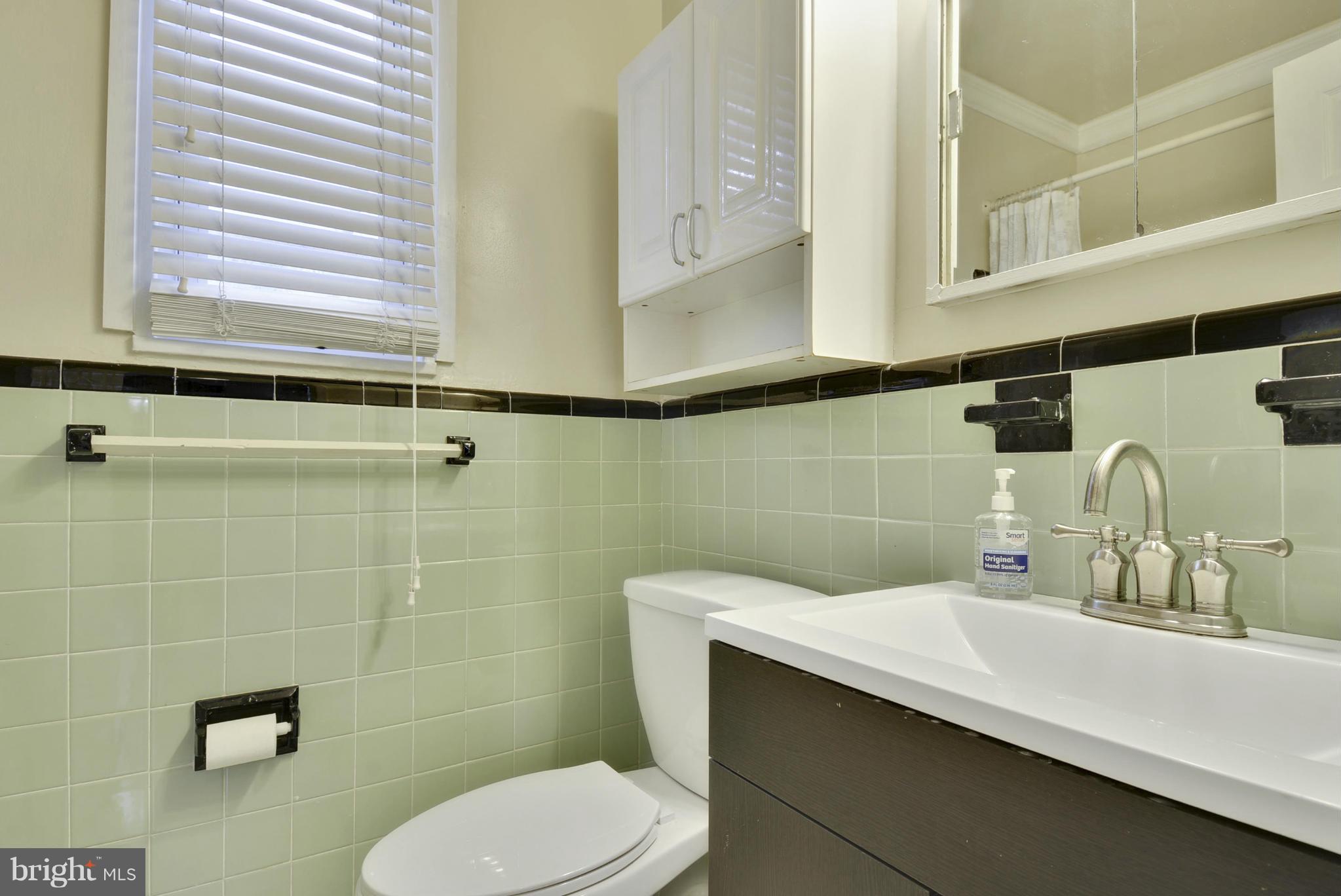 3921 Havard Street Silver Spring, MD 20906 - Photo 15 of 30 Bath
