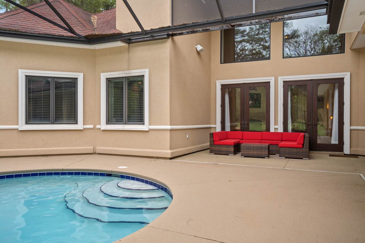 8017 Oak Grove Plantation Road Tallahassee, FL 32312 - Photo 3 of 36