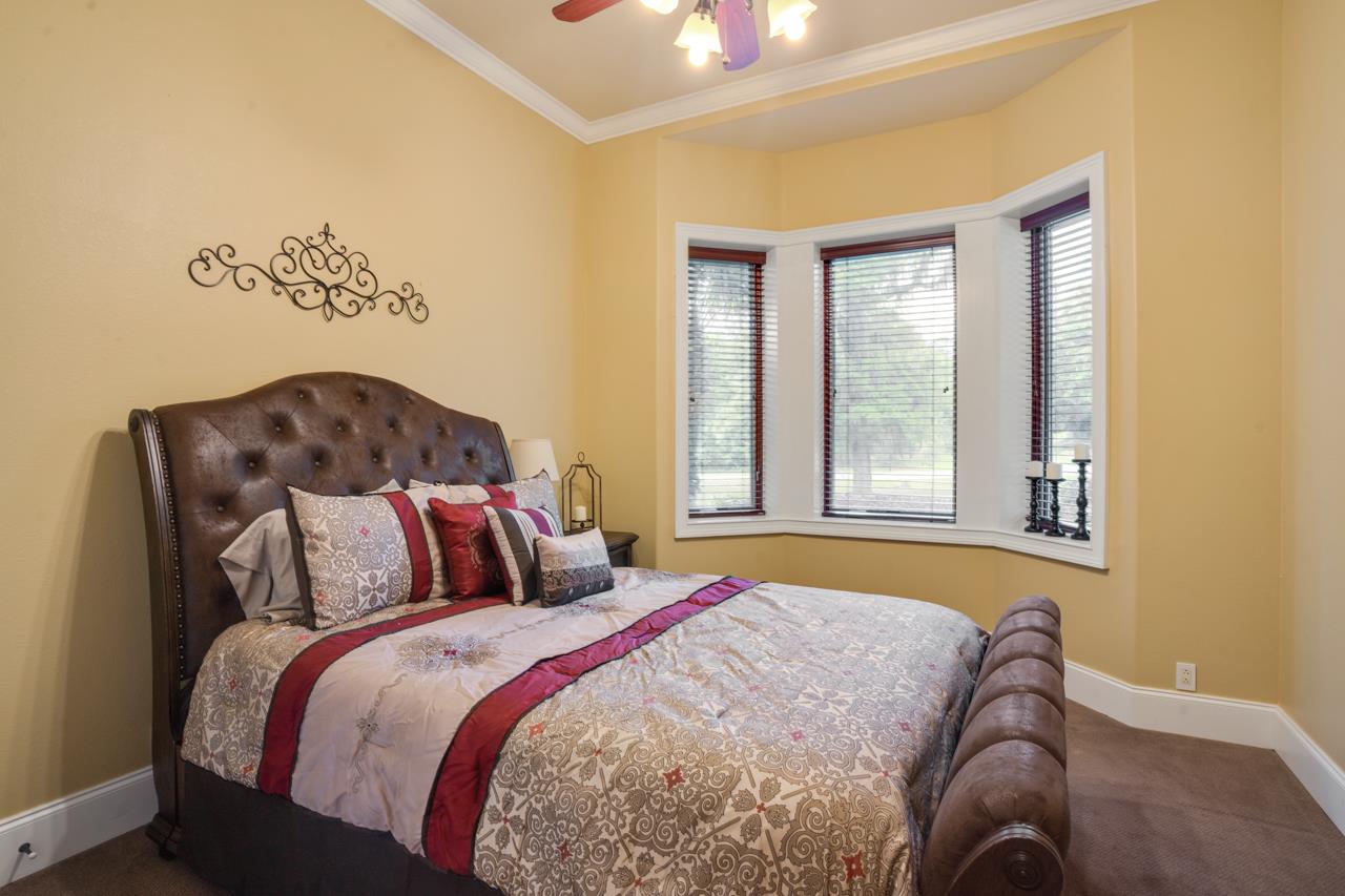 8017 Oak Grove Plantation Road Tallahassee, FL 32312 - Photo 6 of 36