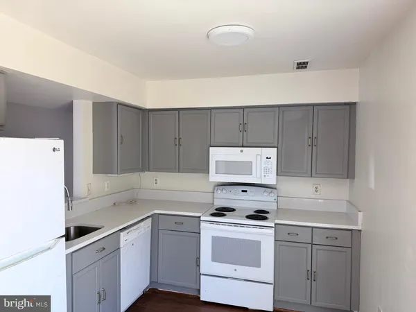 $2,400 | 14819 Rising Sun Lane, Haymarket, VA 20169