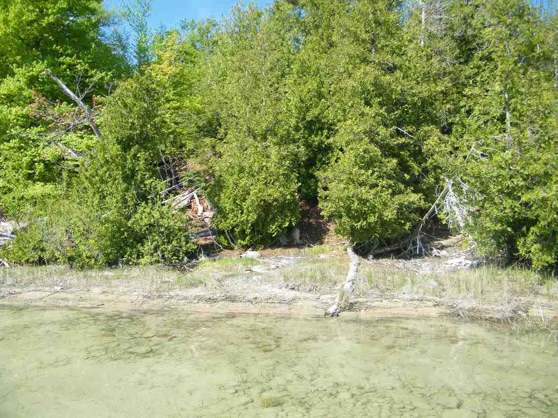 15163 Bluff Road Traverse City, MI 49686 - Photo 8 of 14 1785069-7.JPG