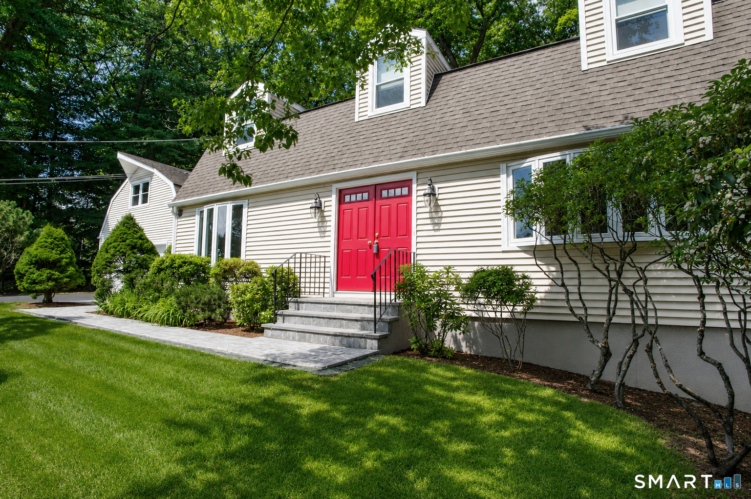 26 Rushleigh Road West Hartford, CT 06117 - Photo 37 of 40