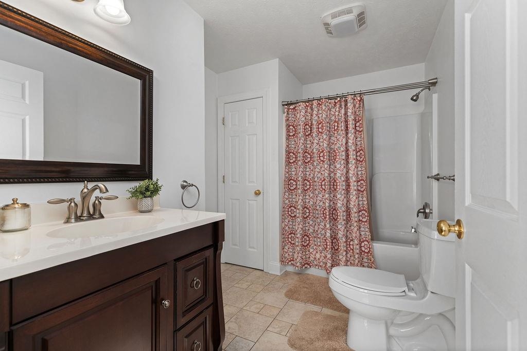 115 Old Hermitage Road Waynesboro, VA 22980 - Photo 22 of 63 a bathroom with a sink a toilet and shower