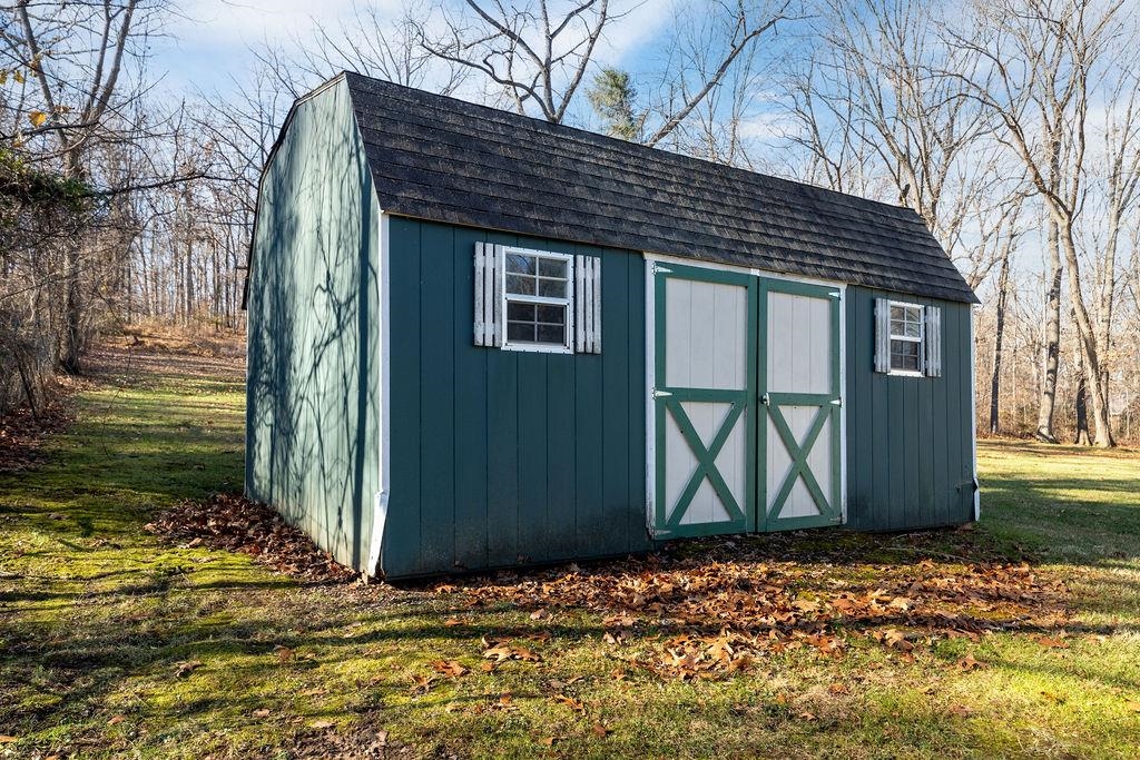 115 Old Hermitage Road Waynesboro, VA 22980 - Photo 42 of 63 a front view of a house