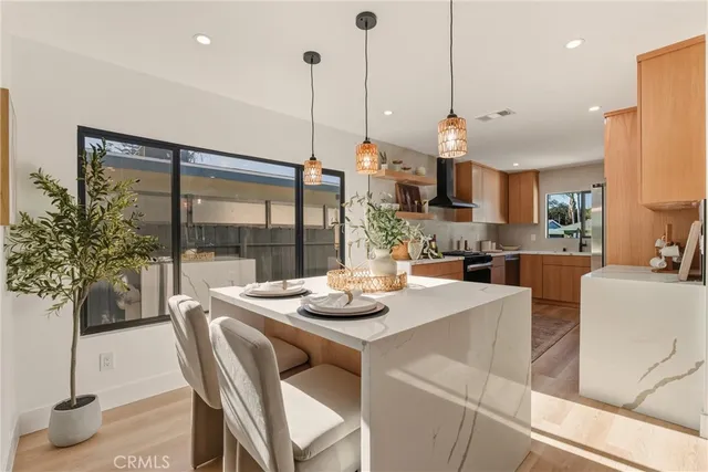 a view of a dining room and livingroom view