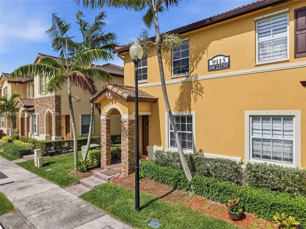 $385,000 | 9113 Southwest 227th Street, Unit 1, Cutler Bay, FL 33190