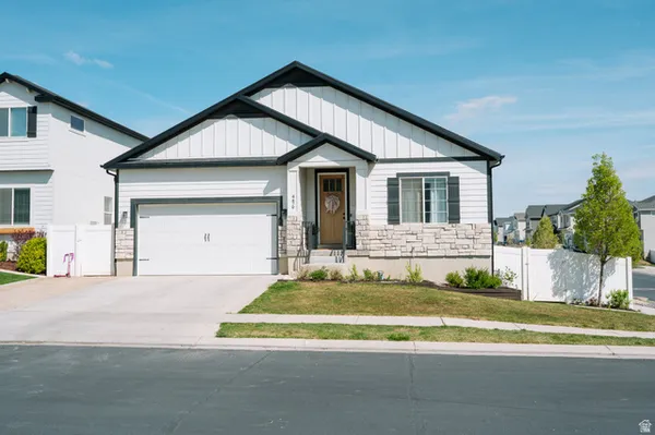 $569,999 | 4479 Pine Hollow Drive, Eagle Mountain, UT 84005