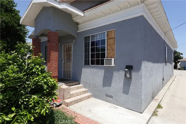 $1,600,000 | 6910 Chanslor Avenue, Bell, CA 90201