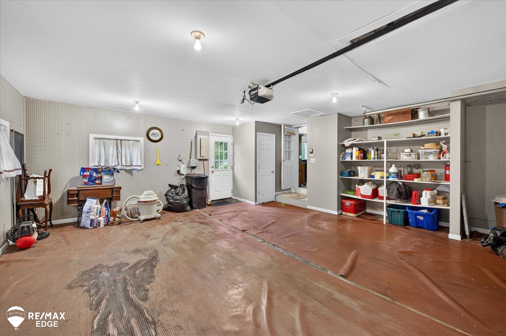 10048 East Coldwater Road Davison, MI 48423 - Photo 25 of 31