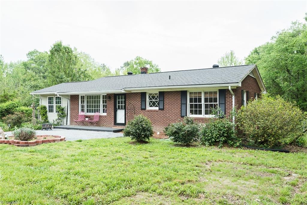 5982 Church Road Graham, NC 27253 - Photo 3 of 27 Gallery Image 3