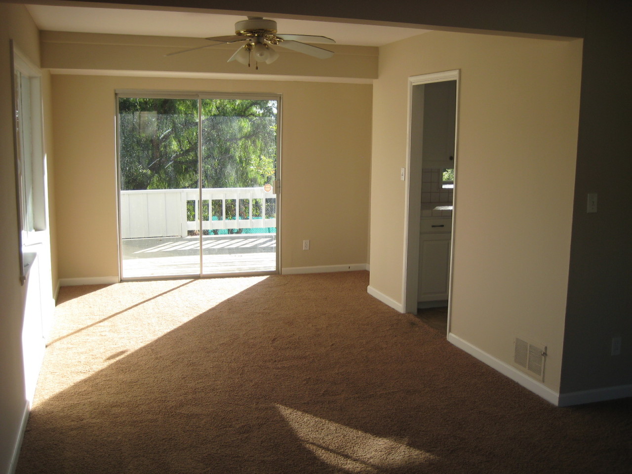 3835 Foothill Road Santa Barbara, CA 93110 - Photo 3 of 7 Dining Area