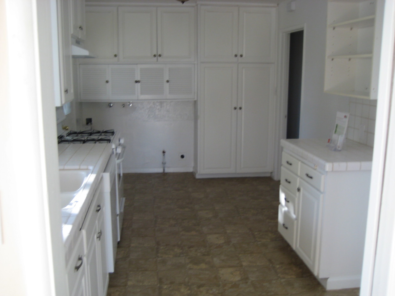 3835 Foothill Road Santa Barbara, CA 93110 - Photo 4 of 7 Kitchen