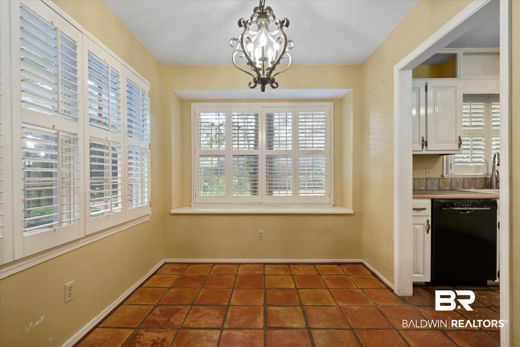 954 Watergate Court Mobile, AL 36693 - Photo 12 of 30