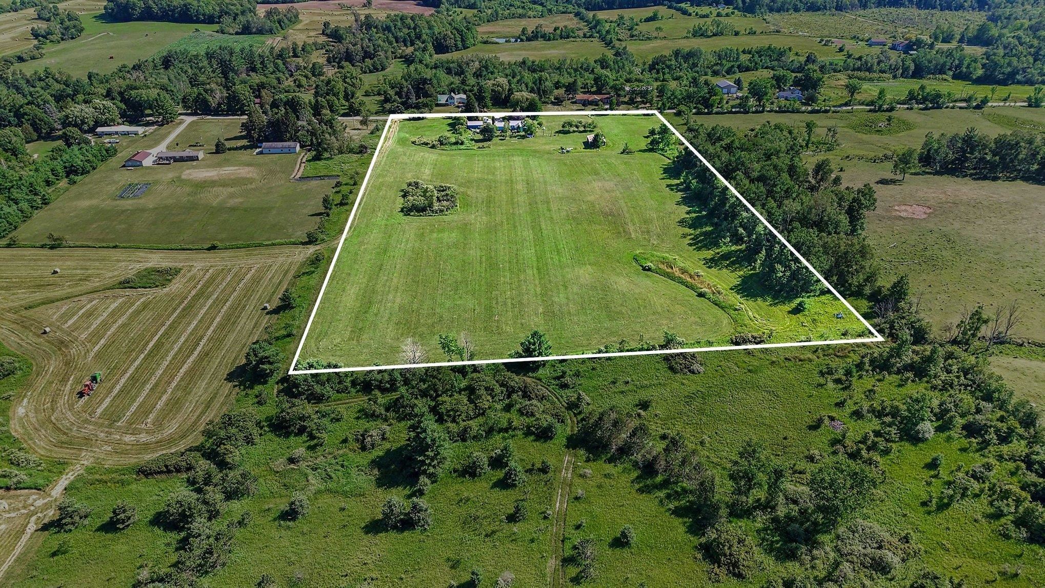 23688 4 Mile Road Reed City, MI 49677 - Photo 17 of 35 1948042-8f9c4c67-3cb6-4195-9f39-f930f126a106.JPG
