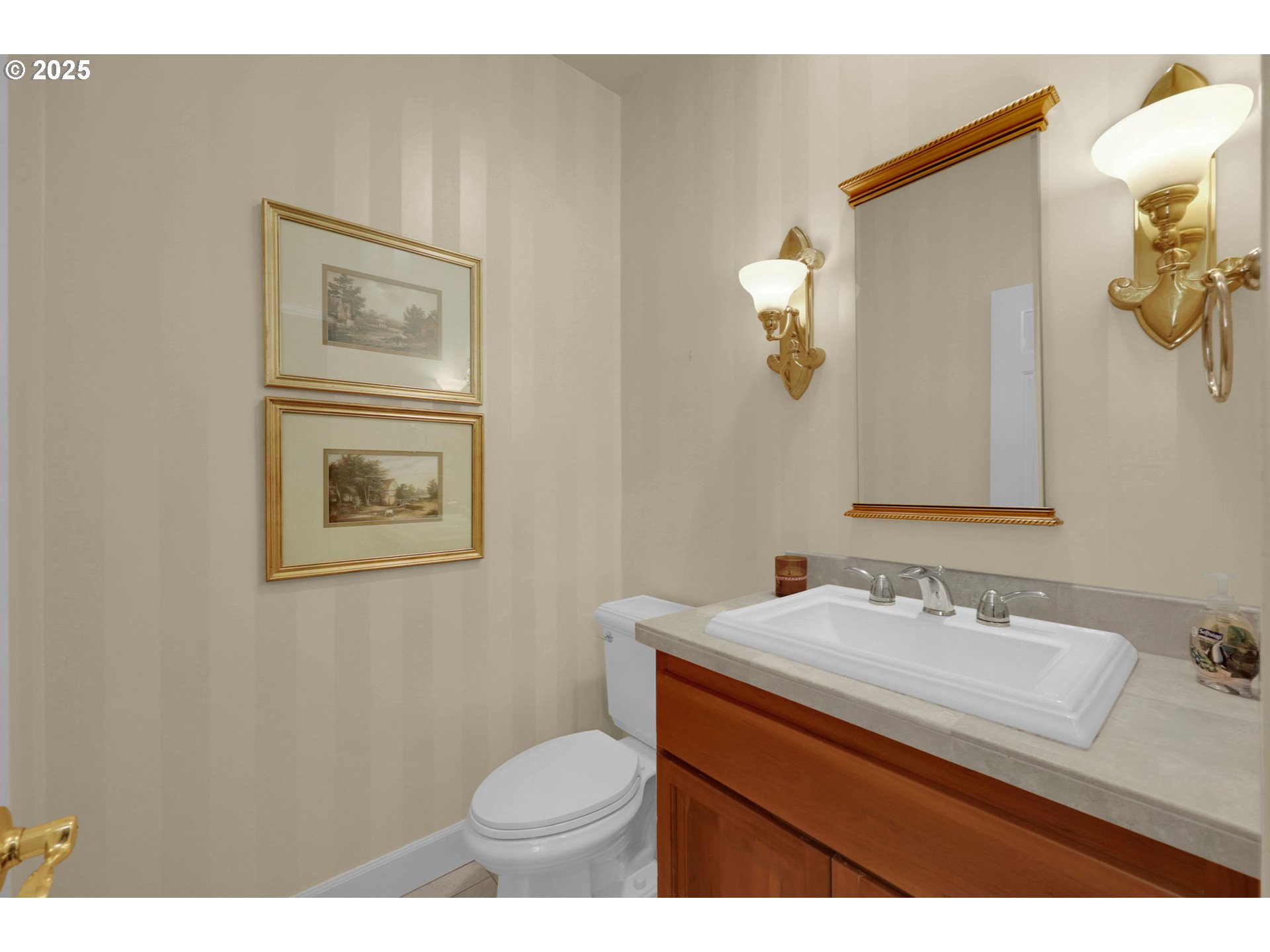 1243 Crenshaw Road Eugene, OR 97401 - Photo 20 of 48 Gallery Image 20