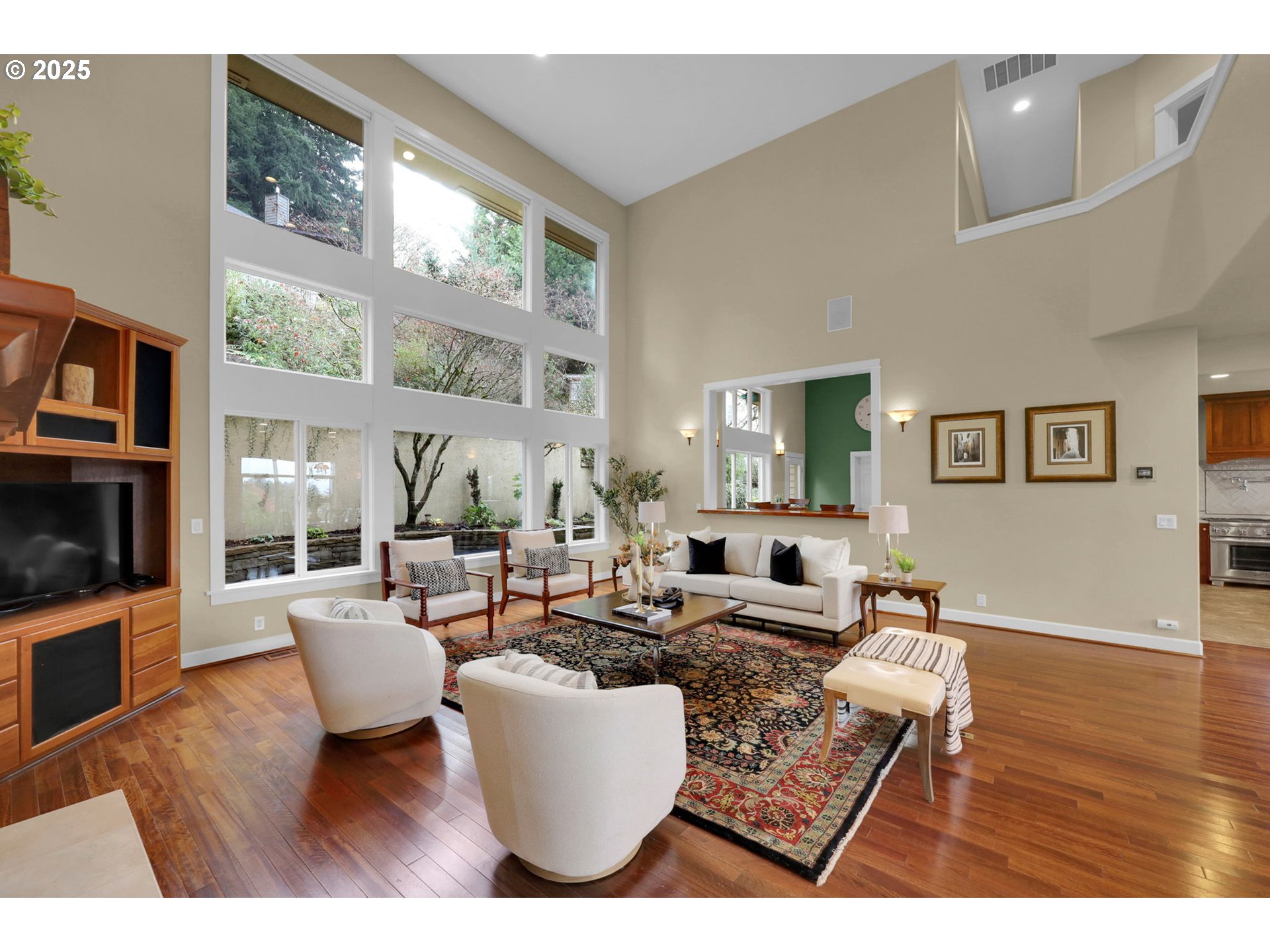 1243 Crenshaw Road Eugene, OR 97401 - Photo 3 of 48 Gallery Image 3