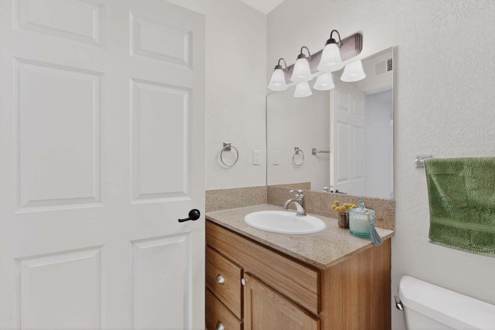 601 West San Mateo Road, Unit 76 Santa Fe, NM 87505 - Photo 12 of 24 bathroom 1