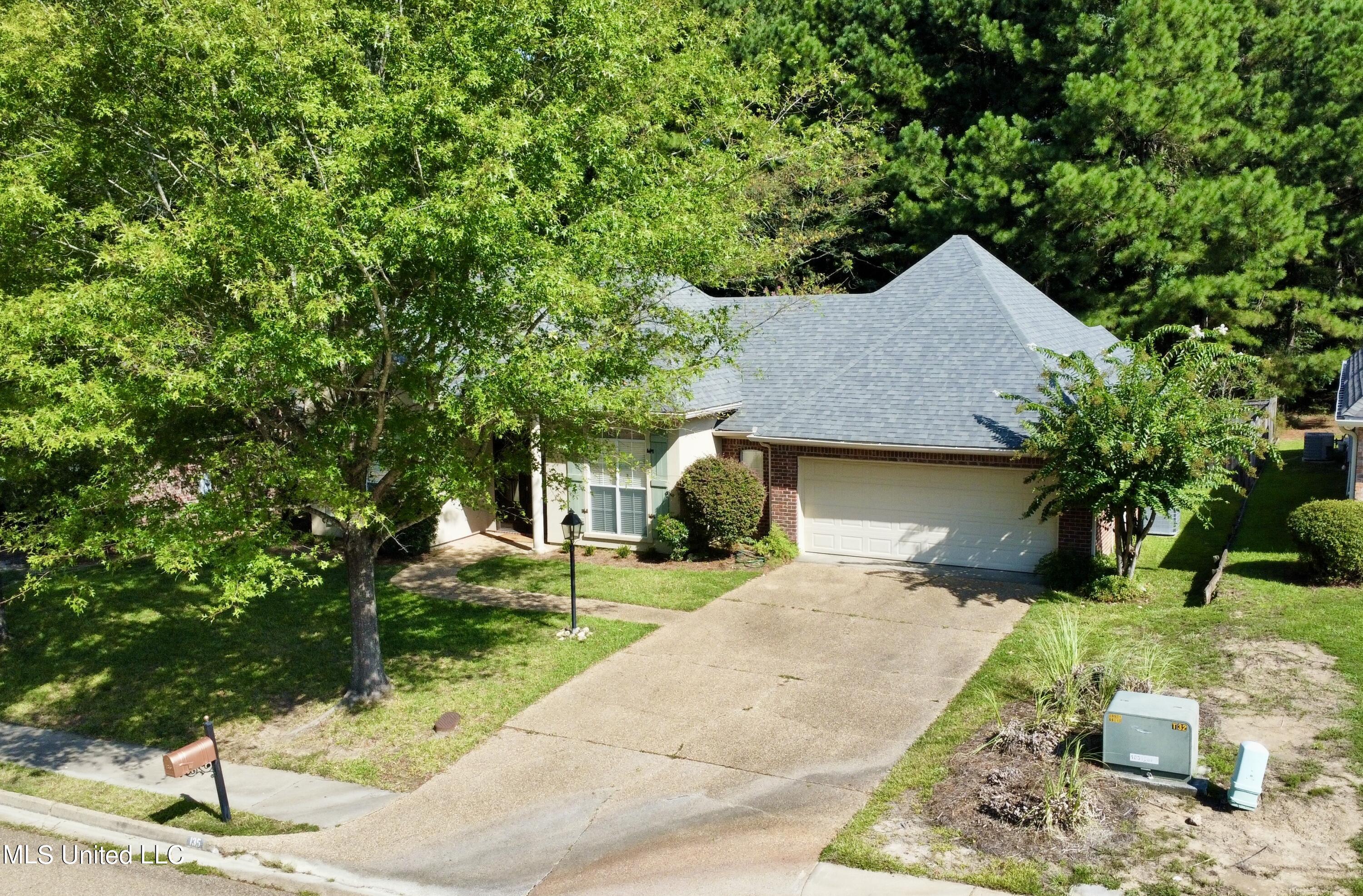 135 Baileys Ridge Circle Clinton, MS 39056 - Photo 3 of 40 dji_fly_20240903_101800_840_172539396459