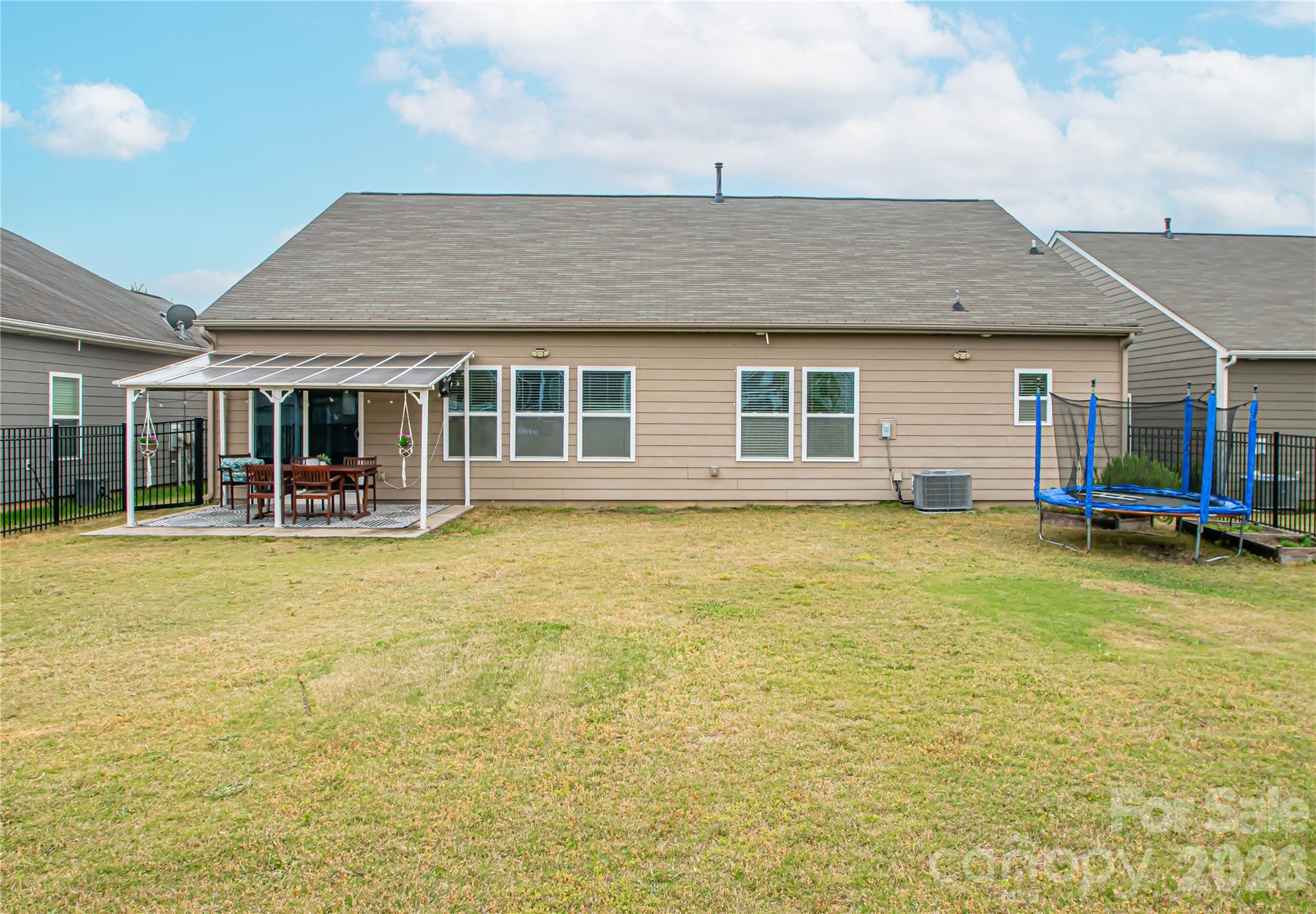 11145 Chapeclane Road Charlotte, NC 28278 - Photo 4 of 45