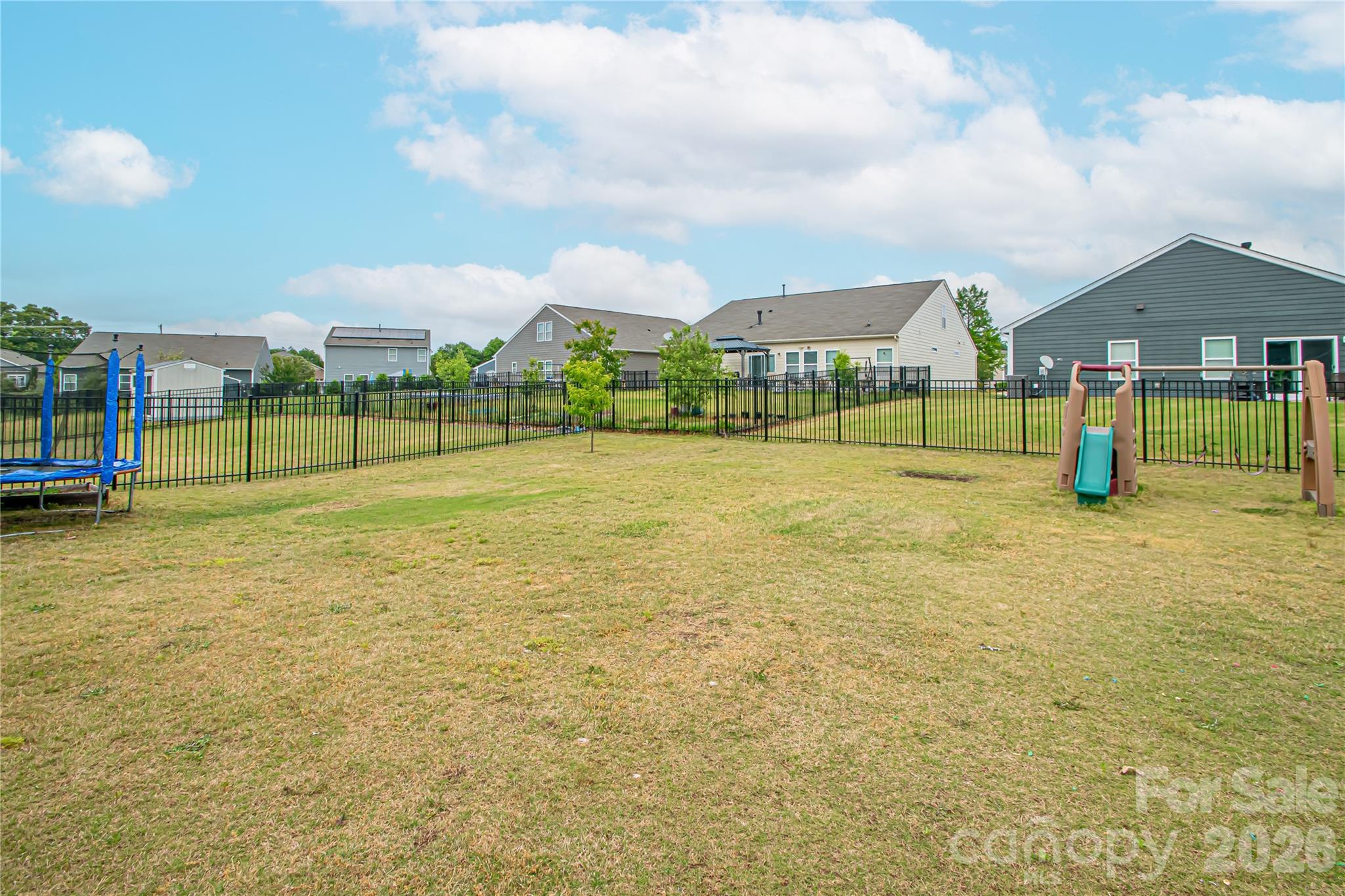 11145 Chapeclane Road Charlotte, NC 28278 - Photo 5 of 45