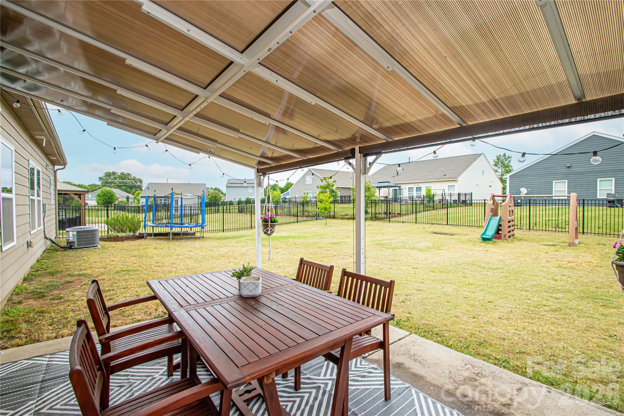 11145 Chapeclane Road Charlotte, NC 28278 - Photo 7 of 45