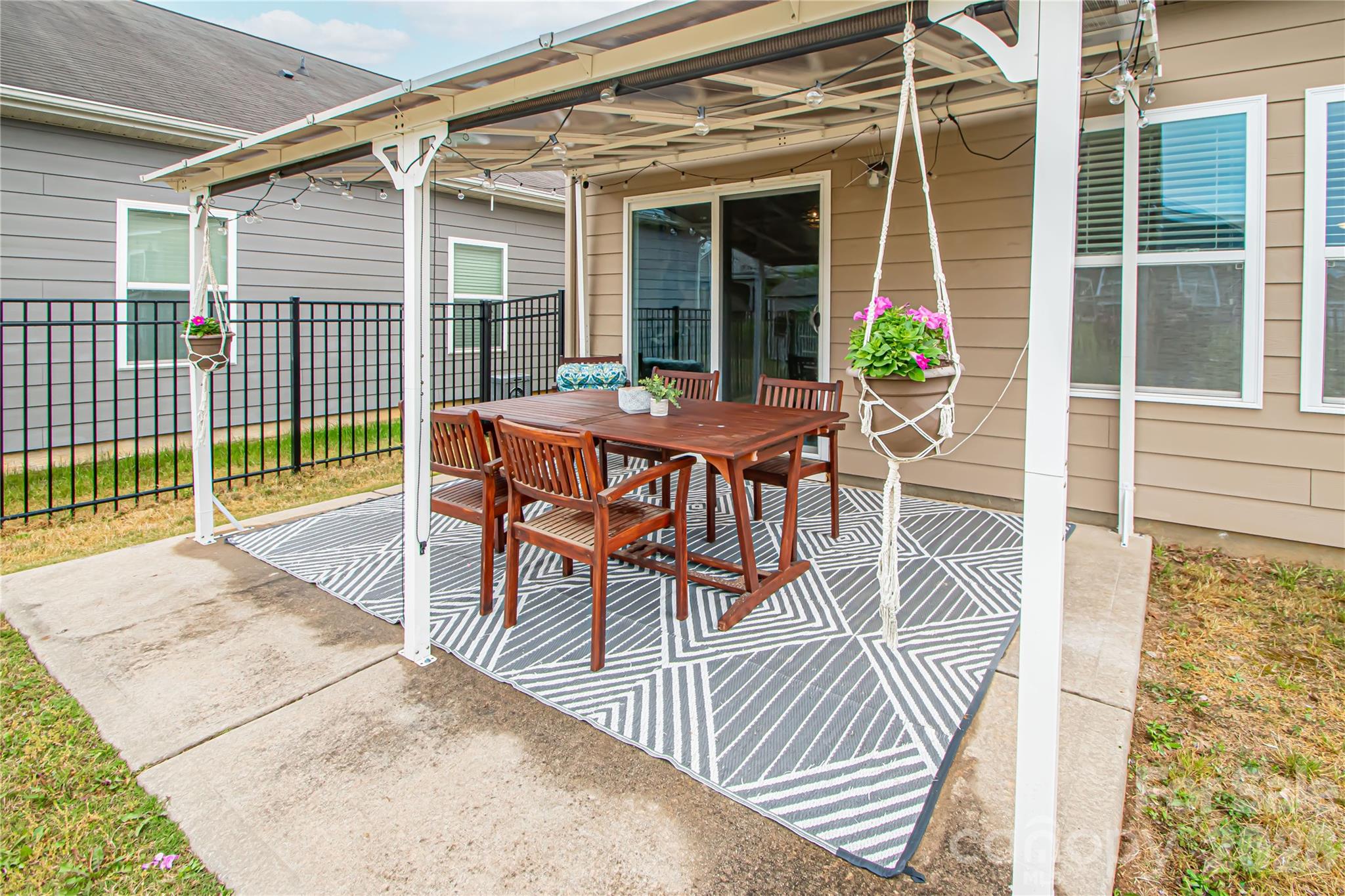 11145 Chapeclane Road Charlotte, NC 28278 - Photo 10 of 45