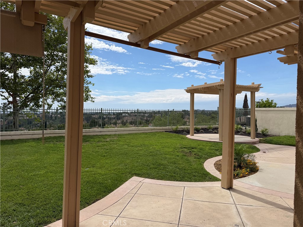 15 Field Point Rancho Santa Margarita, CA 92679 - Photo 14 of 34