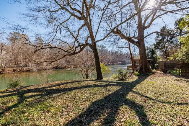 $995,000 | 3941 Paces Ferry Drive Southeast, Atlanta, GA 30339