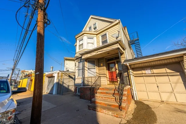 $659,900 | 44 Richards Street, Newark, NJ 07105