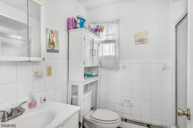 $659,900 | 44 Richards Street, Newark, NJ 07105