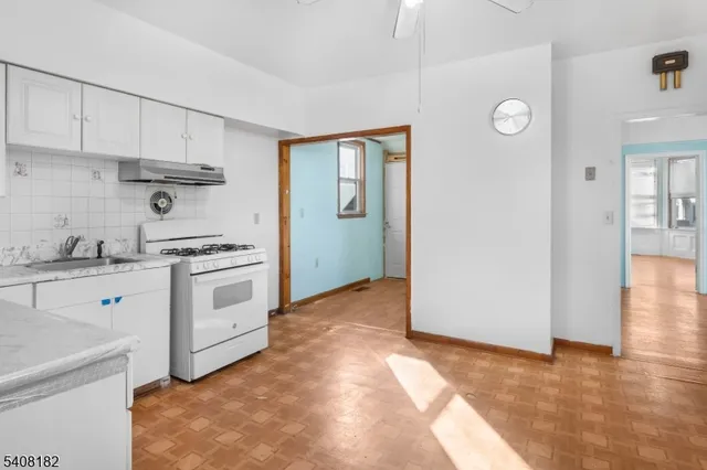 $659,900 | 44 Richards Street, Newark, NJ 07105