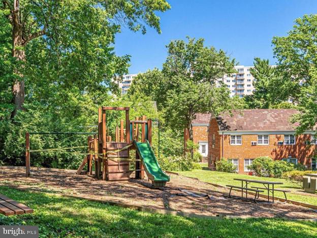 1639 Preston Road, Unit 948 Alexandria, VA 22302 - Photo 36 of 42
