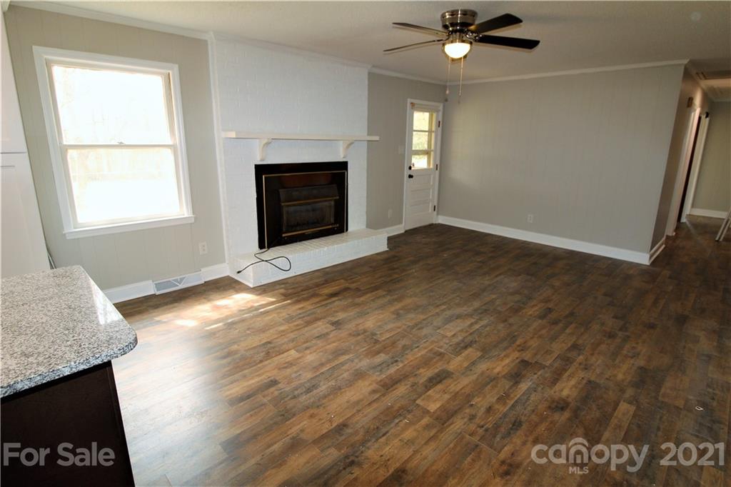 1715 Jim McCarter Road Clover, SC 29710 - Photo 3 of 19 Gallery Image 3