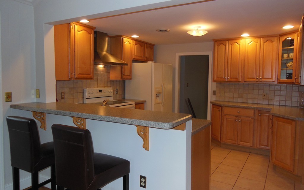 3 Old Stagecoach Road Bedford, MA 01730 - Photo 10 of 18