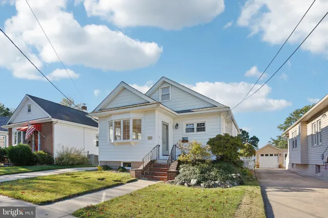 $349,900 | 117 East Holly, Haddon Township, NJ 08107