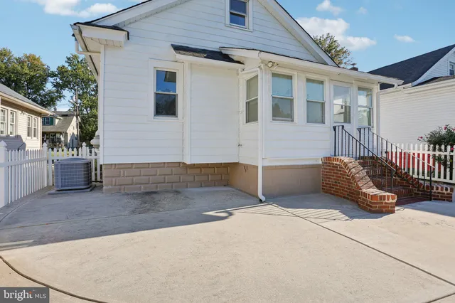 $349,900 | 117 East Holly, Haddon Township, NJ 08107