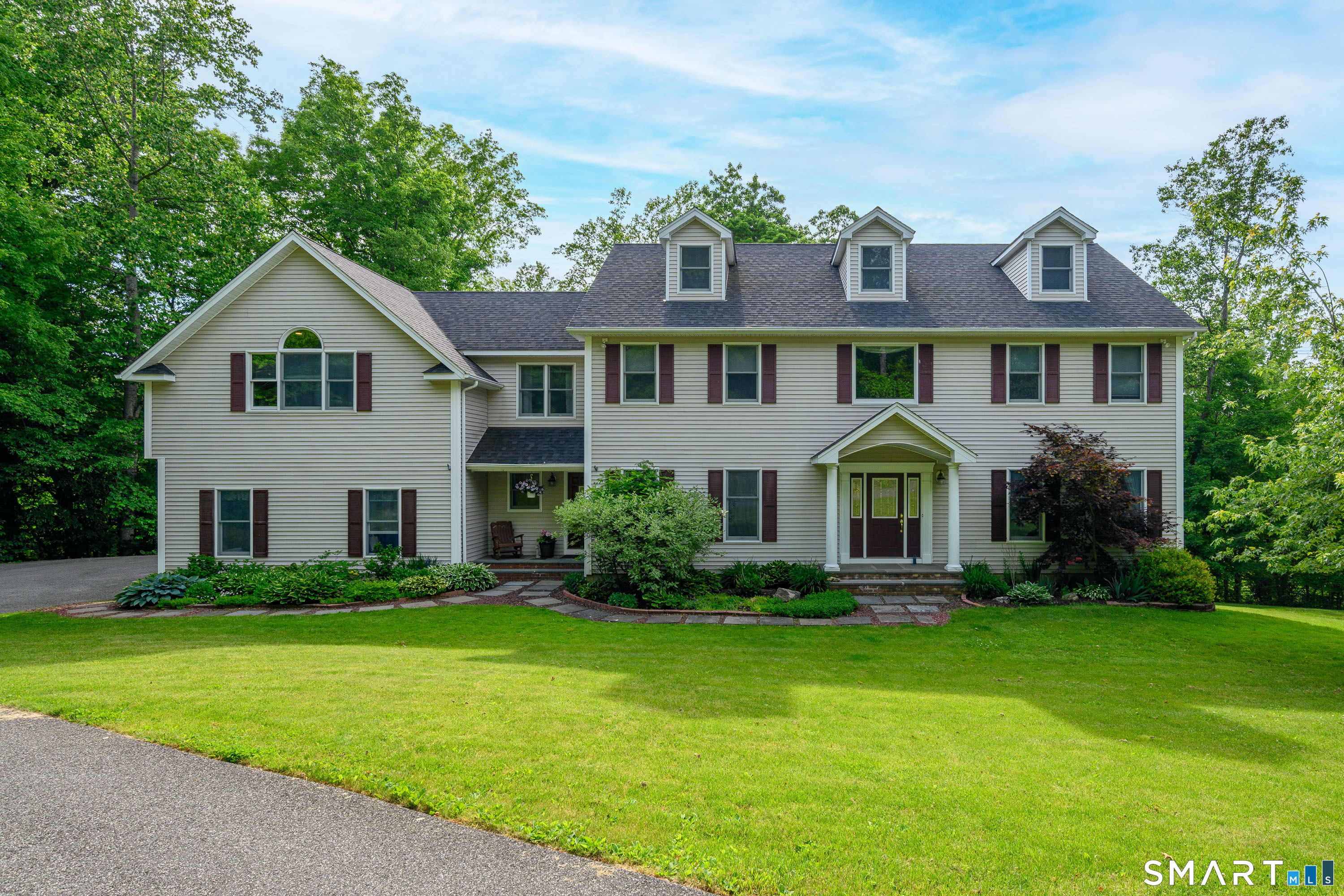 17 Weldon Woods Road New Fairfield, CT 06812 - Photo 2 of 40