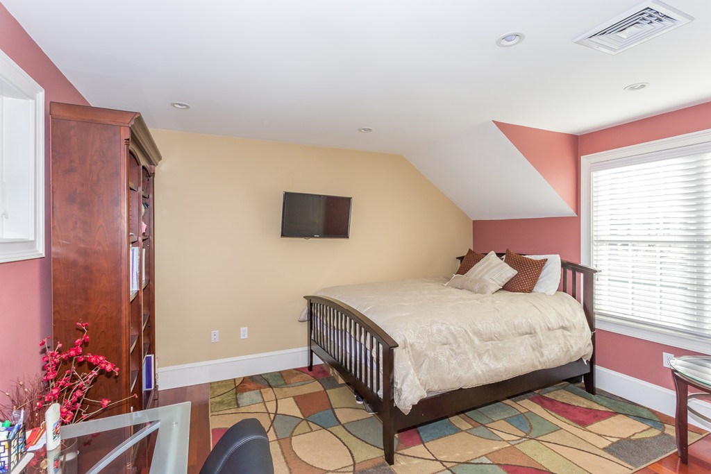 76 Clinton Street, Unit 76 Chelsea, MA 02150 - Photo 14 of 17 Gallery Image 14