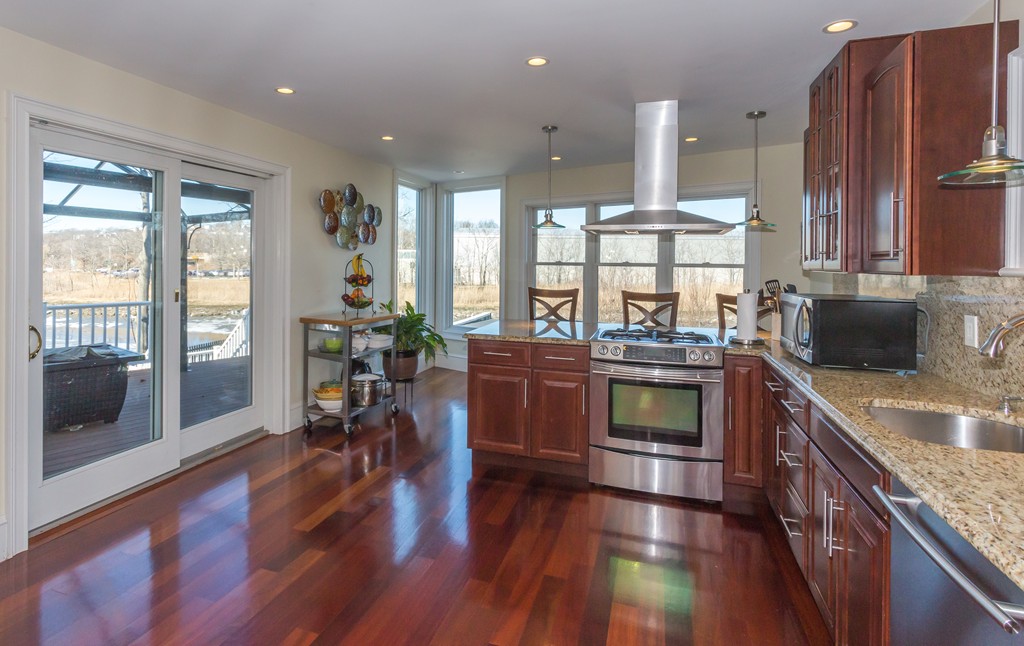 76 Clinton Street, Unit 76 Chelsea, MA 02150 - Photo 8 of 17 Gallery Image 8