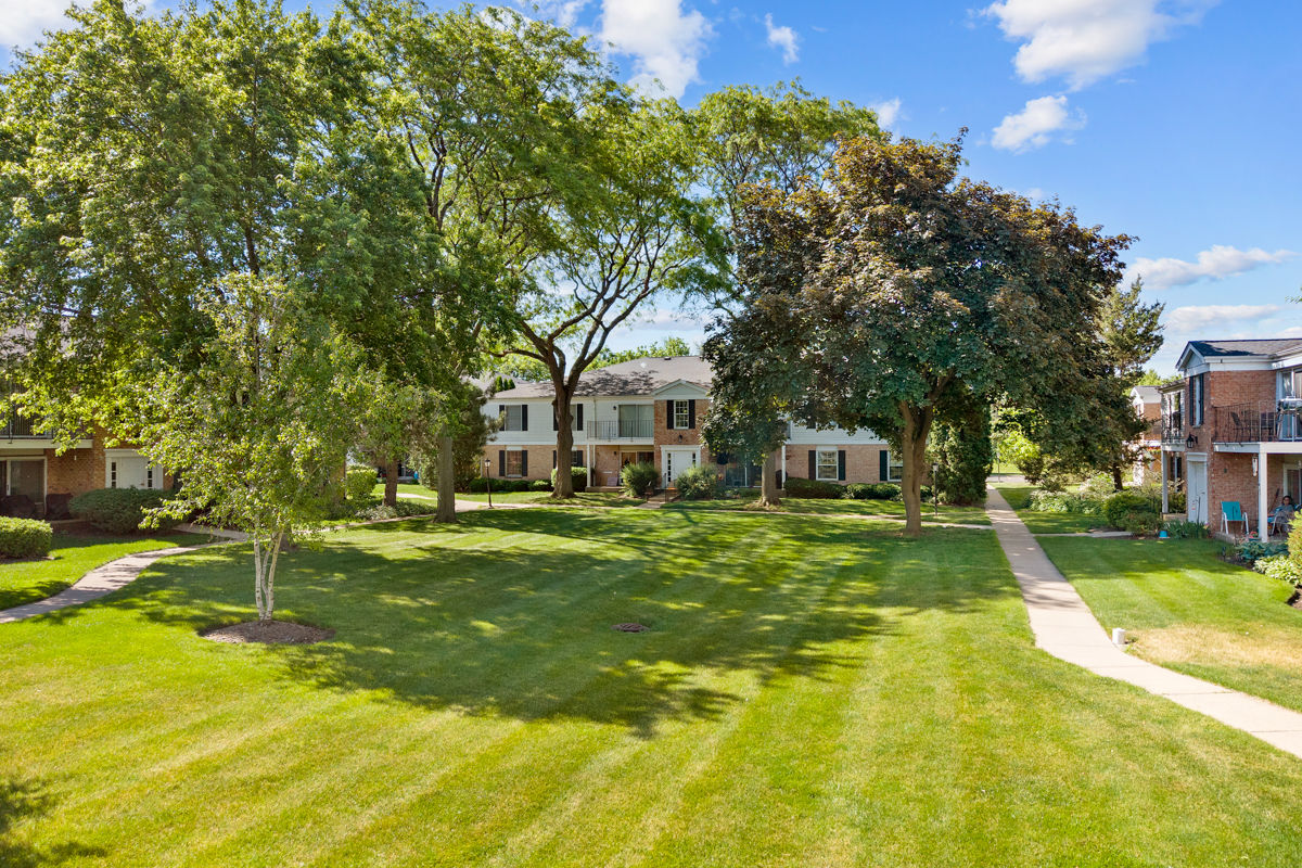 981 Golf Course Road, Unit 3 Crystal Lake, IL 60014 - Photo 20 of 24