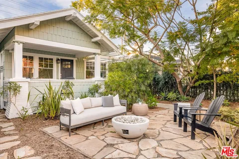 $2,350,000 | 729 Marco Place, Venice, CA 90291